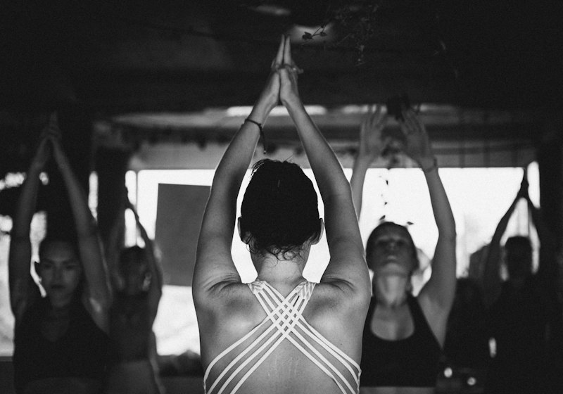 Turma em aula de yoga – Yoga em Contagem